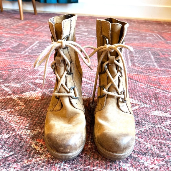 ✨Sorel Women's Joan Of Arctic Wedge Ash Brown Ankle-High Leather Rain Boot - Picture 3 of 11